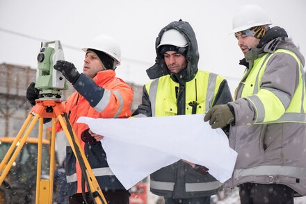 Budowę domu z powodzeniem można rozpocząć jesienią